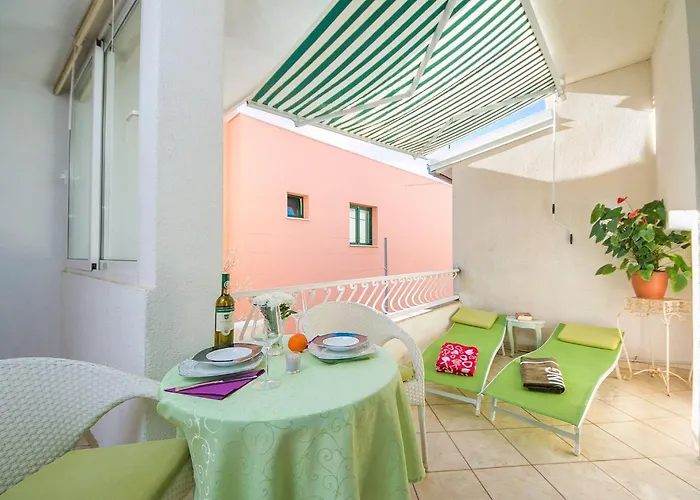 Apartment Gemuetliche Mit Terrasse In Bidol By Interhome